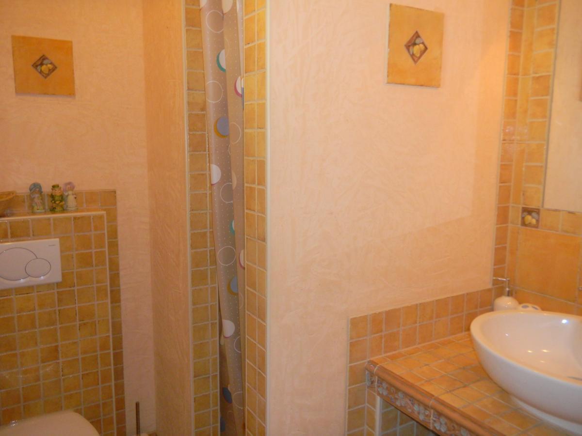 Les Mimosas Bed and Breakfast Menton Exteriör bild